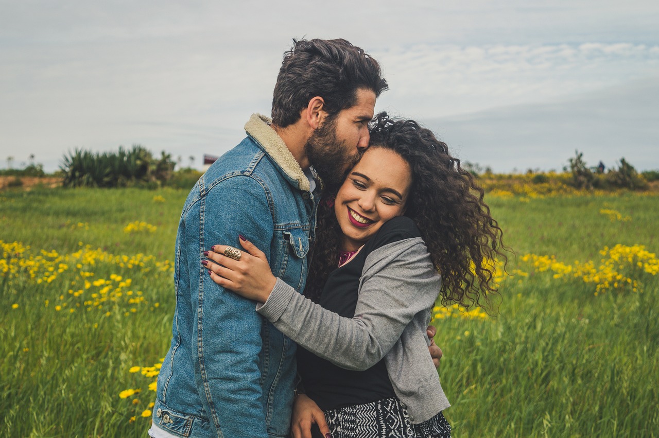 couple-4565427_1280 couple-4565427_1280